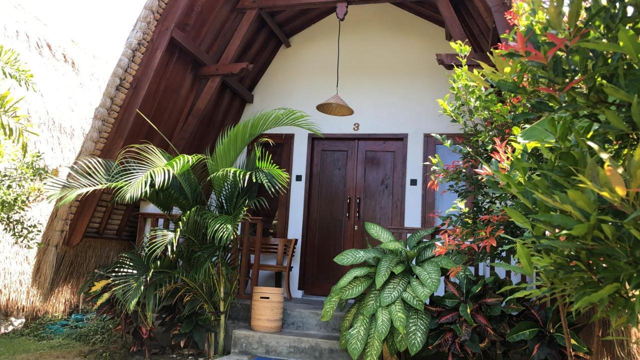 Tropical Sunday Bungalow - Surf And Stay Селонг Беланак Екстериор снимка