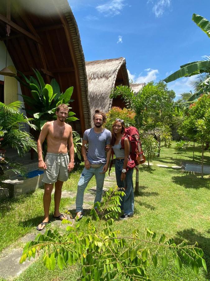 Tropical Sunday Bungalow - Surf And Stay Селонг Беланак Екстериор снимка